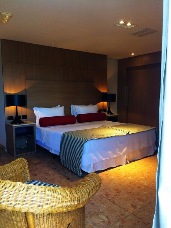 Hotel Parnaso บัลเนอาริโอ กังโบริว ภายนอก รูปภาพ