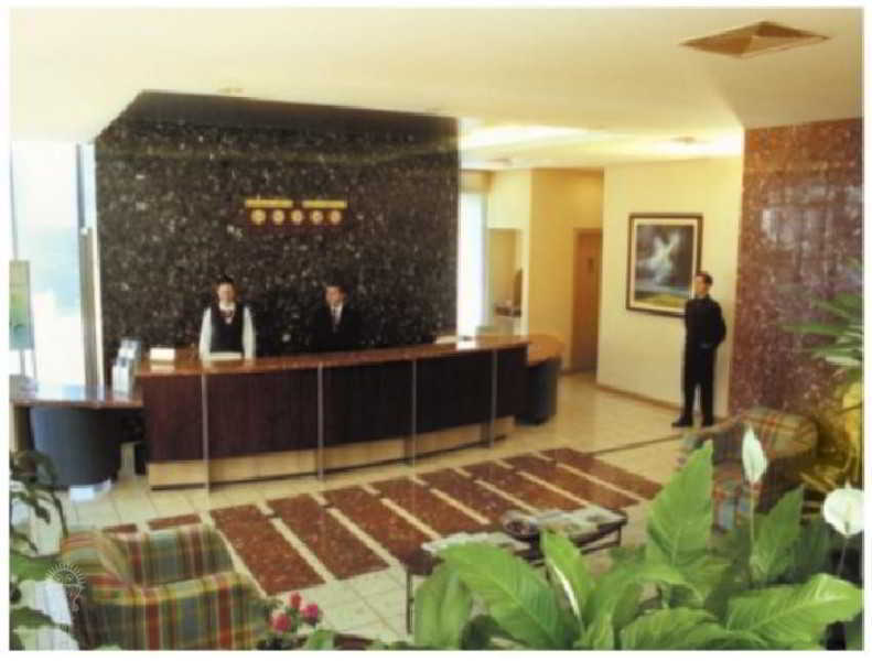 Hotel Parnaso บัลเนอาริโอ กังโบริว ภายนอก รูปภาพ