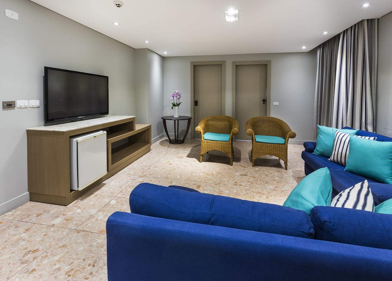 Hotel Parnaso บัลเนอาริโอ กังโบริว ภายนอก รูปภาพ