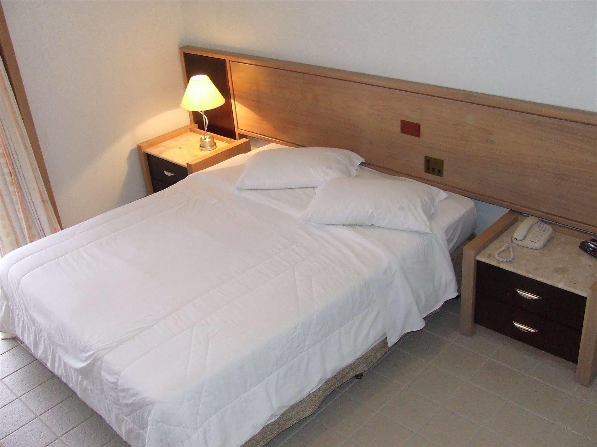 Hotel Parnaso บัลเนอาริโอ กังโบริว ภายนอก รูปภาพ