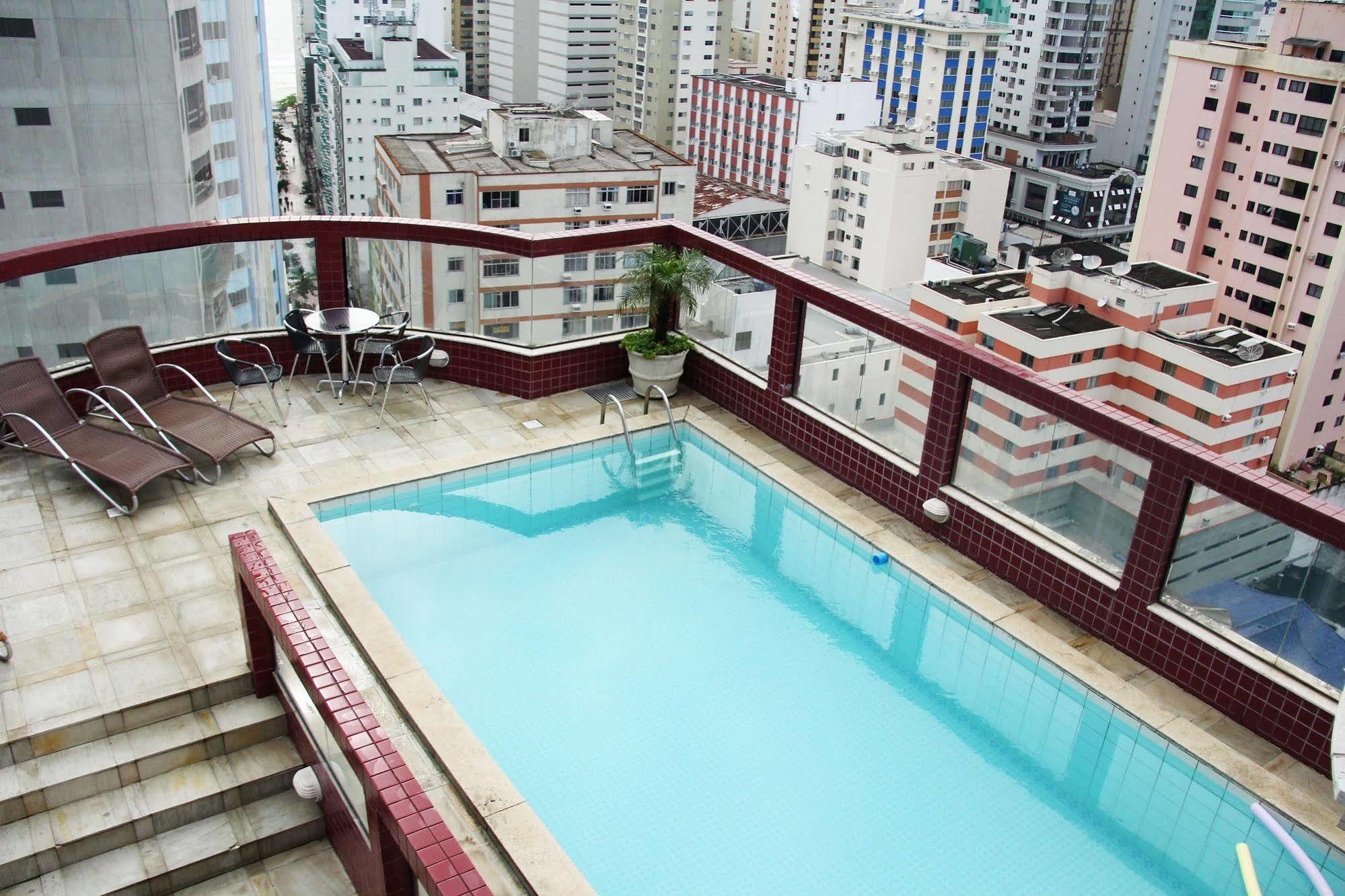 Hotel Parnaso บัลเนอาริโอ กังโบริว ภายนอก รูปภาพ
