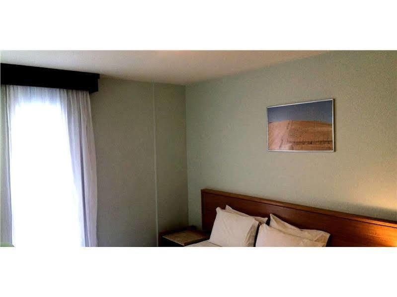 Hotel Parnaso บัลเนอาริโอ กังโบริว ภายนอก รูปภาพ